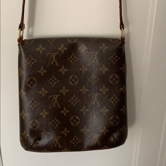 Louis Vuitton  Monogram crossbody bag - Picture 5 of 8